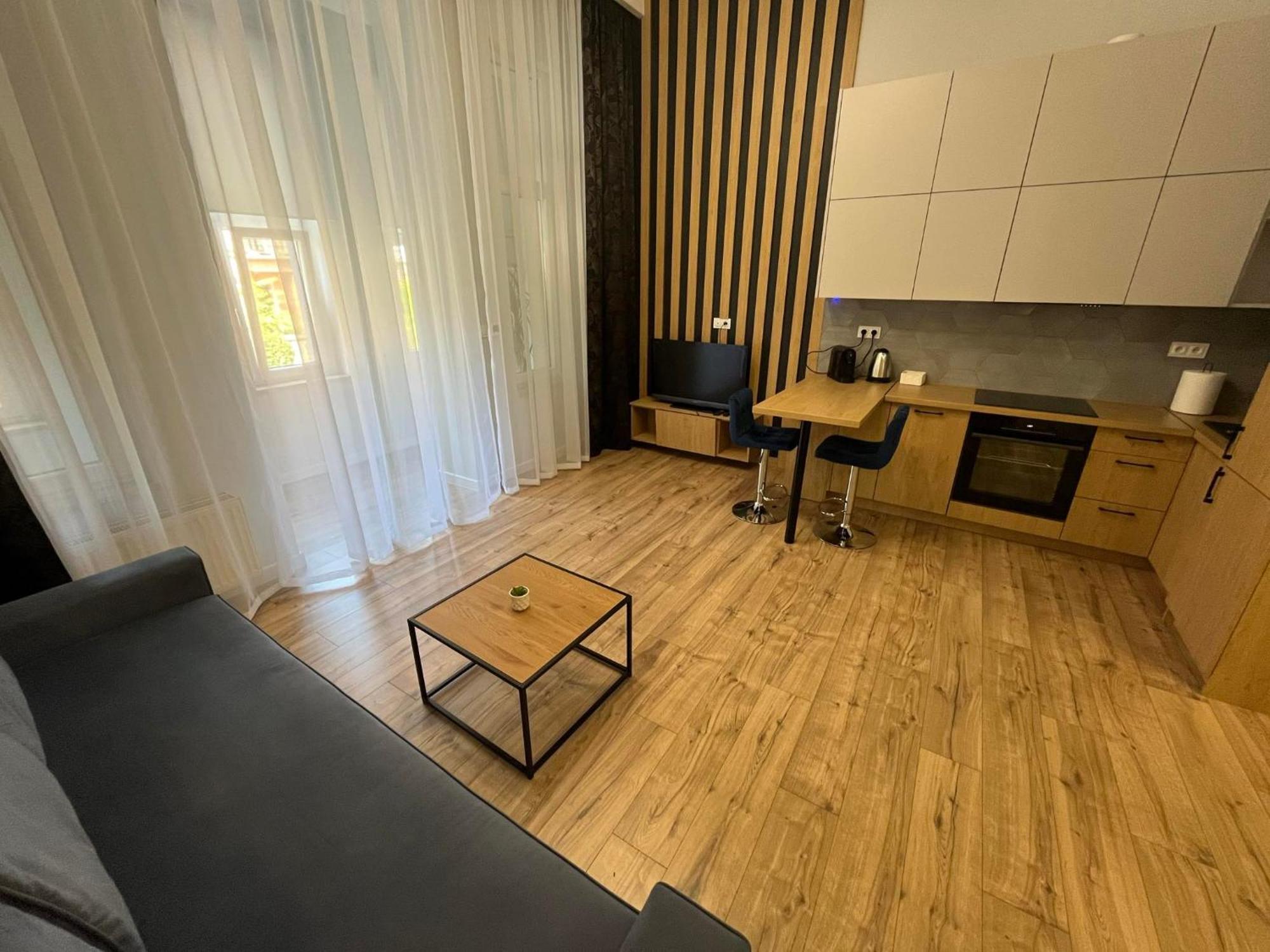 Golden Premium Apartment Slowackiego, Centrum, Parking Келце Екстериор снимка